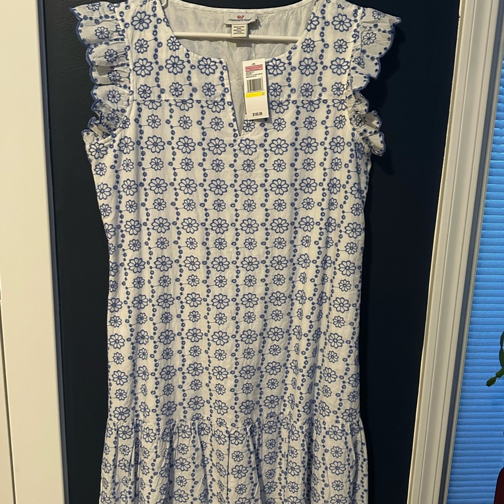 Vineyard Vines Eyelet Flounce Dress Brand New w/tags - Picture 2 of 5